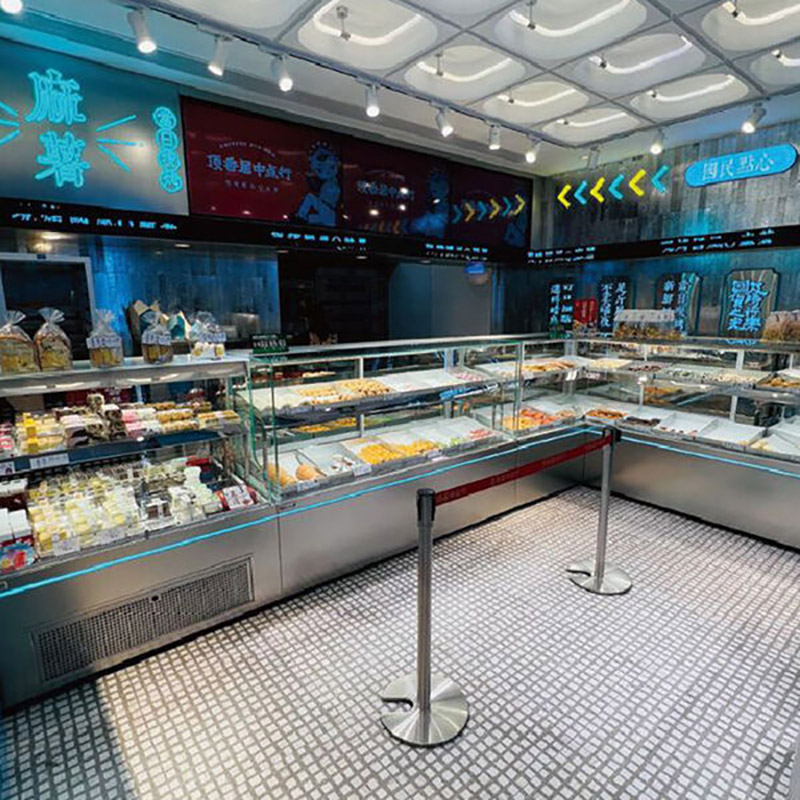 L-shaped cake display case